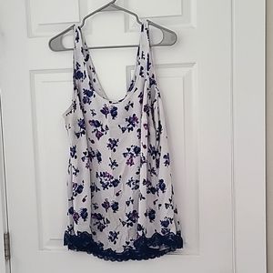 FLORAL LACE TRIM TANK TOP -PLUS